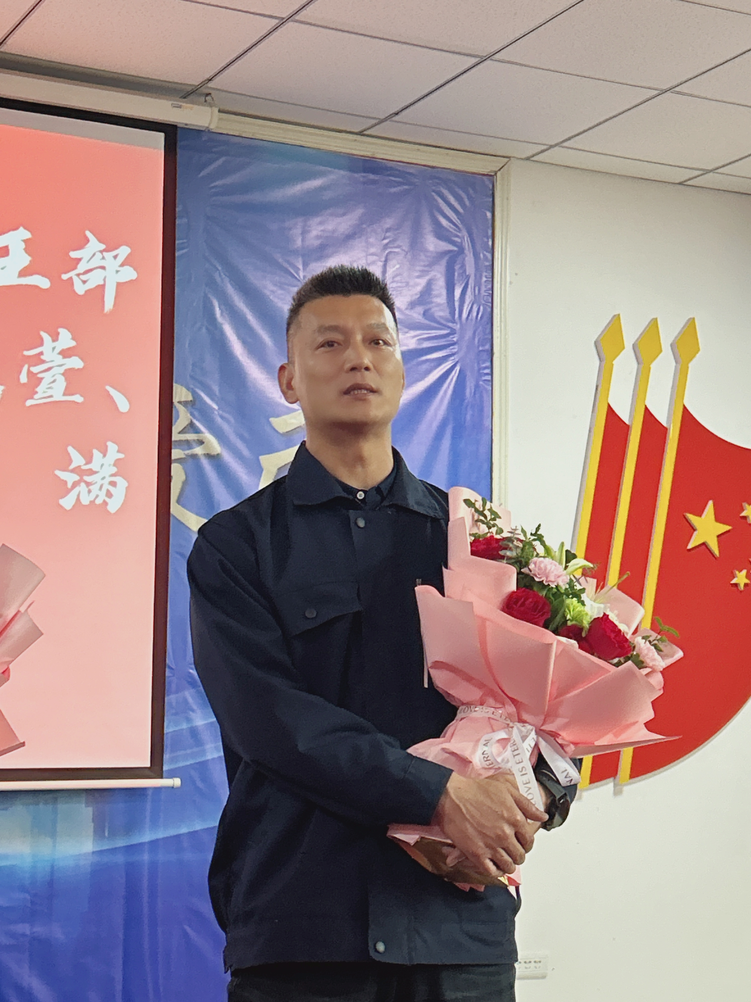 1714461242550153.jpg 1714461242550153.jpg