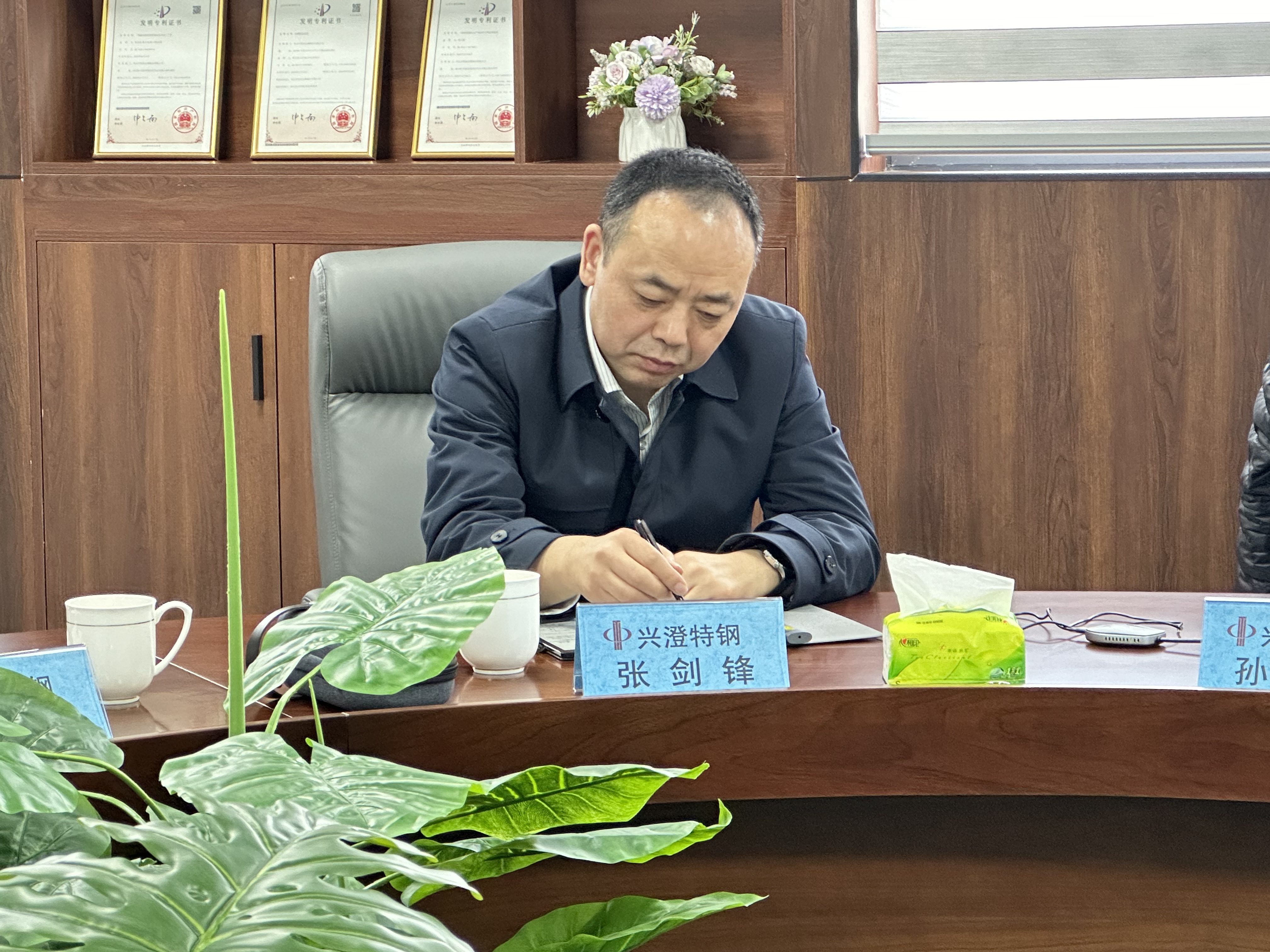 1741488888899105.jpg 1741488888899105.jpg